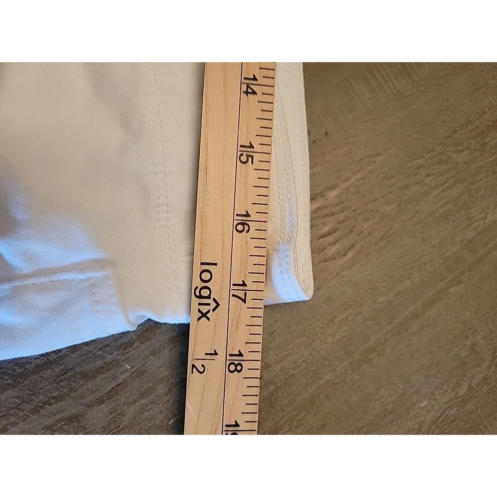 Gloria Vanderbilt  Shape Effect Pull-One‎ Flared-Leg Capri Size 12